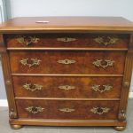 456 1282 CHEST OF DRAWERS